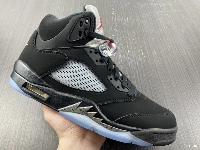 Bmlin 845035-003 5 Jordan Black Retro Metallic (2016) 0819